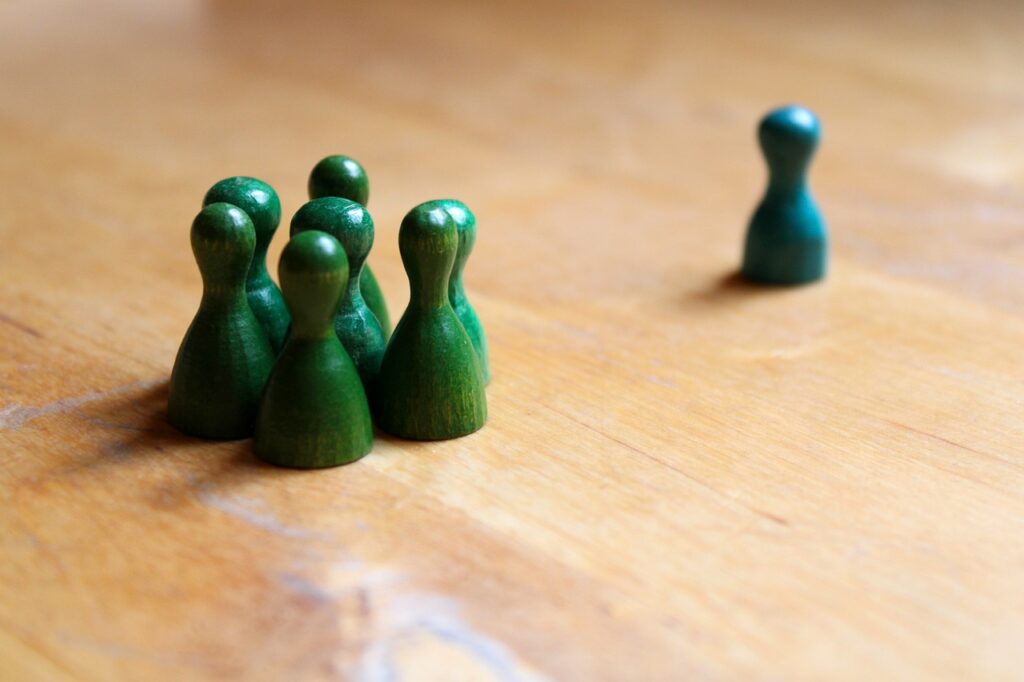 play figures, green, blue