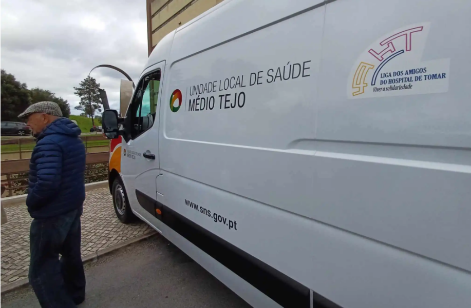 ‘Fumos de cartelização’ em negócios de transporte de doentes na região do Médio Tejo